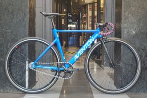 Aventon talle 52